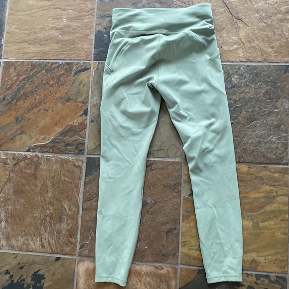 Lululemon Tights full length - Picture 4 of 6